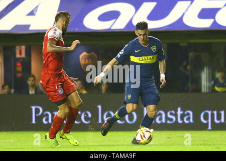 BUENOS AIRES, 26.05.2019 : Cristian Pavon pendant le match entre Boca Juniors et Argentinos Juniors et demi-finale de la Copa de Superliga Argent Banque D'Images