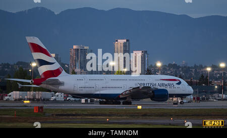 Richmond, Colombie-Britannique, Canada. 19 mai, 2019. Un British Airways Airbus A380-841 G-XLEL) jetliner taxiing à position de décollage, l'Aéroport International de Vancouver. Credit : Bayne Stanley/ZUMA/Alamy Fil Live News Banque D'Images