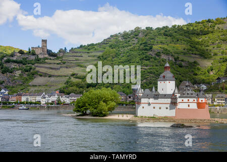 Château Pfalzgrafenstein sur l'île du rhin Falkenau, au-dessus du château Gutenfels, Kaub, Vallée du Haut-Rhin moyen, Rhénanie-Palatinat, Allemagne Banque D'Images