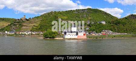 Château Pfalzgrafenstein sur l'île du rhin Falkenau, au-dessus du château Gutenfels, Kaub, Vallée du Haut-Rhin moyen, Rhénanie-Palatinat, Allemagne Banque D'Images