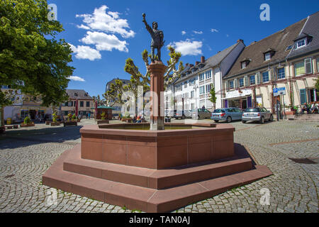 Rüdesheimer Weinbrunnen, Rüdesheim am Rhein, Rheingau-Taunus-Kreis, Oberes Mittelrheintal, Hessen, Allemagne Allemagne | Vin bien à Ruedesheim, Unesco world Banque D'Images