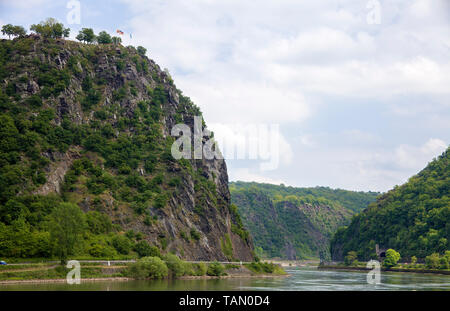 Rocher de la Lorelei à rive droite du Rhin, Saint Goarshausen, site du patrimoine mondial de l'UNESCO, Vallée du Haut-Rhin moyen, Rhénanie-Palatinat, Allemagne Banque D'Images