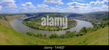 La grande boucle (Rheinschleife Bopparder Hamm) du Rhin à la ville Boppard, site du patrimoine mondial de l'UNESCO, Vallée du Haut-Rhin moyen, Allemagne Banque D'Images