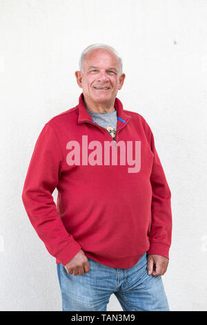 Portrait von Peter Hahne, deutscher, Fernsehmoderator waehrend der auf dem Skiurlaub Bettmeralp, Wallis, Schweiz, am Samstag 20. Avril 2019. (Photo : Dominic Steinmann) Banque D'Images