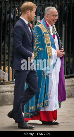 Son Altesse Royale le prince Harry et la duchesse de Cambridge de quitter l'abbaye de Westminster après le service de commémoration et d'action sur l'ANZAC day. Comprend : le prince Harry, duc de Sussex, où : London, Royaume-Uni Quand : 25 Avr 2019 Crédit : Wheatley/WENN Banque D'Images