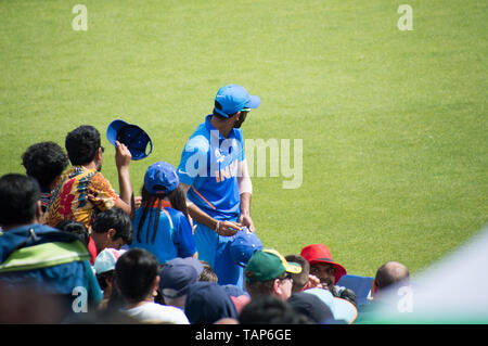 Fans de cricket indien à ICC 2019 Inde vs NewZeland réchauffer match à l'ovale, Londres Kia Banque D'Images