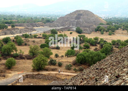 Pyramides de Teotihuacan, Cité préhispanique, Site du patrimoine mondial de l'UNESCO, le Mexique. Banque D'Images