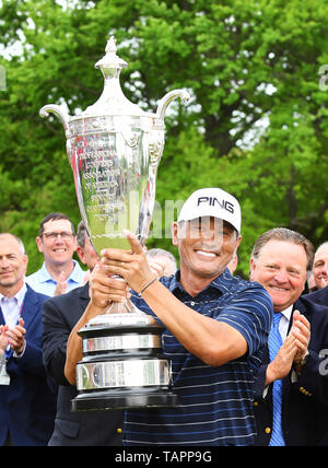 Rochester, NY, USA. 26 mai, 2019. Ken Tanigawa de Phoenix, AZ remporte le Championnat PGA Senior KitchenAid 2019 à Oak Hill East golf à Oak Hill Country Club, à Rochester, New York. Photo par Alan Schwartz/Cal Sport Media/Alamy Live News Banque D'Images