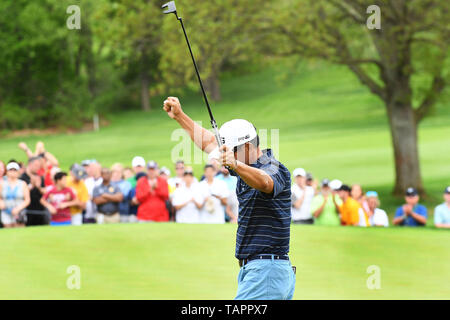 Rochester, NY, USA. 26 mai, 2019. Ken Tanigawa de Phoenix, AZ remporte le Championnat PGA Senior KitchenAid 2019 à Oak Hill East golf à Oak Hill Country Club, à Rochester, New York. Photo par Alan Schwartz/Cal Sport Media/Alamy Live News Banque D'Images