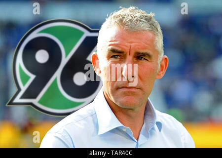 Hanovre, Allemagne. 27 mai, 2019. MONTAGE PHOTO : Mirko SLOMKA est nouvel entraîneur de Bundesliga Hanovre 96 relégués. Archives photos : entraîneur Mirko SLOMKA (HH), portrait, portrait, tête, football 1. Bundesliga, 03. Journée, Hanovre 96 (H) - HSV Hamburg Hambourg Hambourg (HH) 2 : 0, le 14.09.2014 à Hanovre/Allemagne. Ã,Â | Conditions de crédit dans le monde entier : dpa/Alamy Live News Banque D'Images