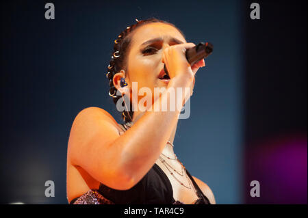 Liverpool, Royaume-Uni. 27 mai 2019. British girl group, et de l'ancien facteur de X à l'investiture, de quatre diamants, effectuer comme support pour Rita Ora lors de sa tournée "Phoenix", du Liverpool M&S Bank Arena. Photo n'est Sophia Saffarian. Crédit : Paul Warburton/Alamy Live News Banque D'Images