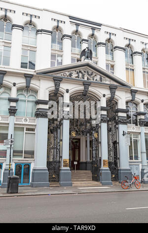 L'Hop Exchange est un bâtiment classé Grade II au n°24 Southwark Street, Londres, dans le quartier de Bankside du London Borough of Southwark. Open 1867. Banque D'Images