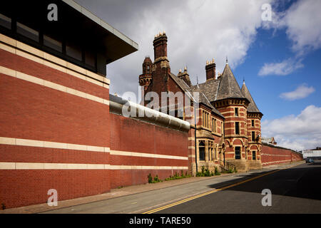 Exterior HM Prison de haute sécurité de Manchester catégorie male une prison exploité le Service des prisons de Sa Majesté, communément appelé Strangeways Banque D'Images