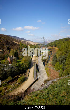 Woodhead 3 Derbyshire Vue de dessus l'ancienne ligne de chemin de fer trans-tunnel de Pennine. Propriétaire National Grid plc utiliser le tunnel pour transporter les câbles d'électricité Banque D'Images