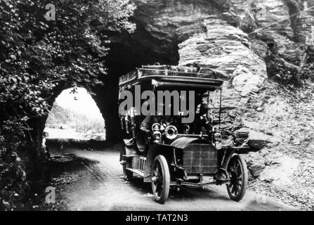 Tunnel, Courmayeur, vallée d'aoste, 19e siècle Banque D'Images