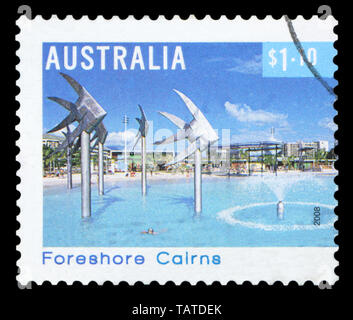 L'AUSTRALIE - circa 2008 : timbre imprimé en Australie montre l'Estran Cairns, Queensland, Australie, vers 2008. Banque D'Images