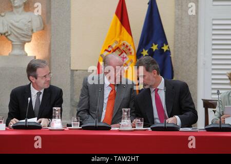 L'émérite du Roi Don Juan Carlos et le roi Felipe VI au cours de la réunion avec le Conseil d'administration 'COTEC' à Madrid le 14 mai 2019 El Rey Don Juan Carlos Emerito annonce sa retraite de la vie publique Cordon Press Banque D'Images