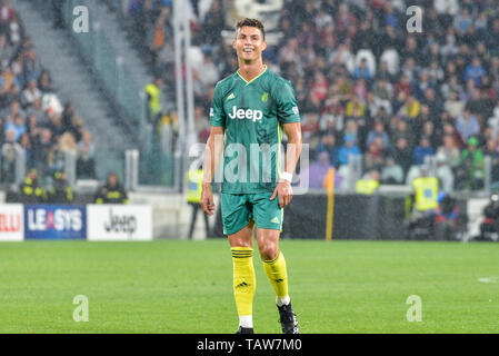 Turin, Italie. 28 mai, 2019. Cristiano Ronaldo de 'Campioni per la Ricerca' vu au cours de la 'Partita Del Cuore' Charity match au Stade Allianz. Campioni per la Ricerca gagner l 'champions' recherche 3-2 contre l'italien 'chanteurs' National. Credit : SOPA/Alamy Images Limited Live News Banque D'Images