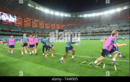 Baku, Azerbaïdjan. 28 mai, 2019. Chelsea FC joueurs prennent part à la dernière session de formation au Stade Olympique. La finale de l'Europa League entre Chelsea FC et Arsenal FC aura lieu ici le 29 mai 2019. Credit : Arne Dedert/dpa/Alamy Live News Banque D'Images