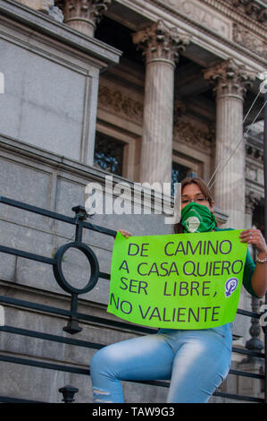 Buenos Aires, Argentine. 28 mai, 2019. 28 mai 2019 - Buenos Aires, Argentine - l'avortement légal : pour la huitième fois, le projet est présenté au Congrès. Sur la journée internationale d'action pour la santé des femmes, le projet de loi d'interruption volontaire de grossesse est présenté Crédit : Maximiliano Ramos/ZUMA/Alamy Fil Live News Banque D'Images