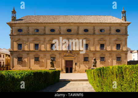 Mairie, Palacio de las Cadenas par l'architecte Andrés de Vandelvira dans Plaza Vázquez de Molina. Ubeda, Jaén province. le sud de l'Andalousie. Espagne Europe Banque D'Images