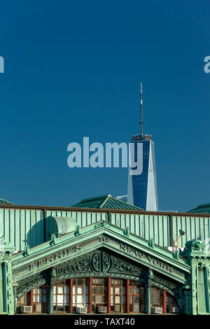 ONE WORLD TRADE CENTER TOWER MANHATTAN NEW YORK DE FERRY TERMINAL HOBOKEN, NEW JERSEY, USA Banque D'Images