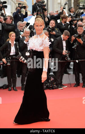 72e édition du Festival du Film de Cannes : Estelle Lefébure. Des stars en montant les marches avant la cérémonie d'ouverture et l'examen préalable du t Banque D'Images