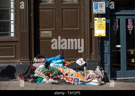 'Windsor' épidémie fait de dormir, comme le nombre de sans-abri dans les rues de la ville royale s'amplifie, Berkshire, Angleterre, Royaume-Uni Banque D'Images