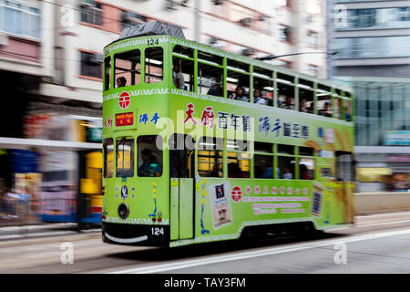 Un tramway électrique de Hong Kong, Hong Kong, Chine Banque D'Images