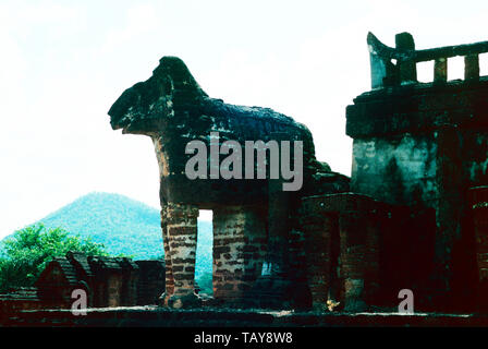 Wat Chang Lom,39,Si Satchanalai éléphants du parc historique de Sukhothai, Thaïlande, Banque D'Images