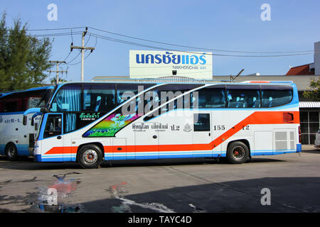 Chiang Mai, Thaïlande - 4 novembre 2012 : la compagnie Vintour. Route Phitsanulok et Chiangmai. Photo à la gare routière de Chiangmai. Banque D'Images