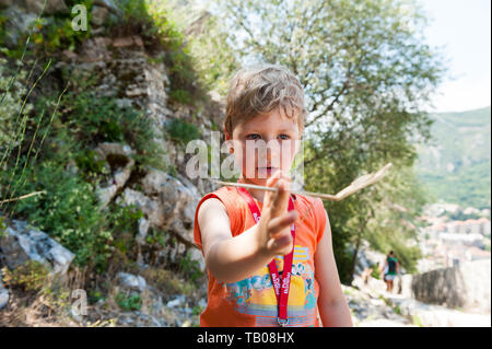 Fatigué 4 ans sur un moyen de château de San Giovanni à Kotor, Monténégro, Europe Banque D'Images