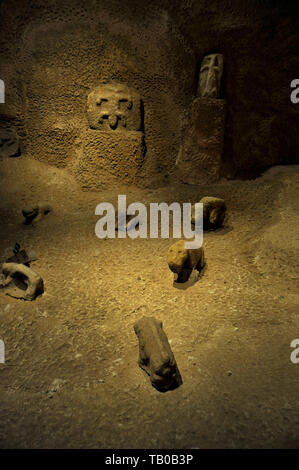 Des artefacts de Gobekli Tepe sur l'affichage dans le musée à Sanliurfa, en Turquie Banque D'Images