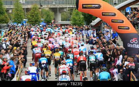 Anterselva Antholz, Italie,. 29 mai 2019, Commezzadura (Val di Sole) à Anterselva Antholz, Italie, ; Giro D Italia cycling tour stade 17 ; les cyclistes au début à Commezzadura : Action Crédit Plus Sport Images/Alamy Live News Crédit : Action Plus de Sports/Alamy Live News Banque D'Images