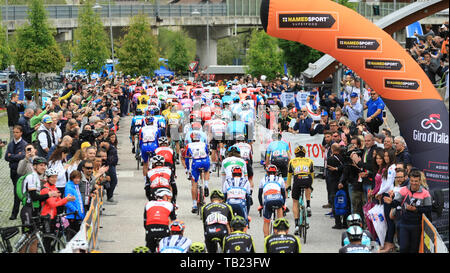 Anterselva Antholz, Italie,. 29 mai 2019, Commezzadura (Val di Sole) à Anterselva Antholz, Italie, ; Giro D Italia cycling tour stade 17 ; les cyclistes au début à Commezzadura : Action Crédit Plus Sport Images/Alamy Live News Crédit : Action Plus de Sports/Alamy Live News Banque D'Images