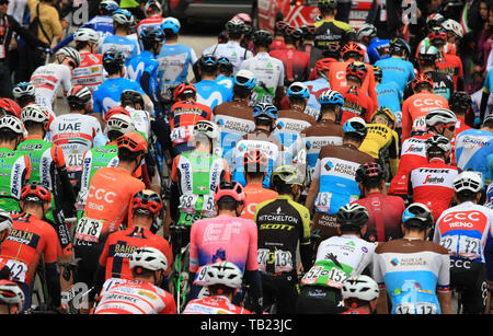 Anterselva Antholz, Italie,. 29 mai 2019, Commezzadura (Val di Sole) à Anterselva Antholz, Italie, ; Giro D Italia cycling tour stade 17 ; les cyclistes au début à Commezzadura : Action Crédit Plus Sport Images/Alamy Live News Crédit : Action Plus de Sports/Alamy Live News Banque D'Images