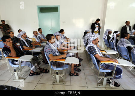 Sanaa, Yémen. 29 mai, 2019. Combattants Houthi assister à une réunion après qu'ils ont été libérés à Sanaa, Yémen, le 29 mai 2019. Les rebelles Houthi yéménite a annoncé le 26 mai un prisonnier swap avec forces du gouvernement internationalement reconnu, au cours de laquelle Houthi 66 prisonniers ont été libérés. Credit : Mohammed Mohammed/Xinhua/Alamy Live News Banque D'Images