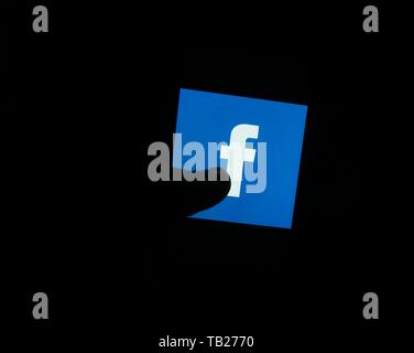 Londres, Royaume-Uni. 29 mai, 2019. Sur cette photo, l'illustration d'un logo de Facebook est vu affichée sur un smartphone. Credit : Ioannis Alexopoulos SOPA/Images/ZUMA/Alamy Fil Live News Banque D'Images