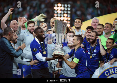 Baku, Azerbaïdjan. 29 mai, 2019. Les joueurs de Chelsea célébrer avec le trophée après la finale de l'UEFA Europa League match entre Chelsea et Arsenal à Bakou, Azerbaïdjan, le 29 mai 2019. Chelsea a gagné 4-1. Credit : Tofik Babayev/Xinhua/Alamy Live News Banque D'Images