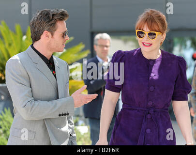 CANNES, FRANCE - 16 MAI : Richard Madden et Bryce Dallas Howard assister à la 'Rocketman' photocall pendant le 72e Festival de Cannes (Credit : Mickael Banque D'Images