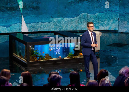 Milan, Italie. 26 mai 2019. Fabio Fazio assiste à Che tempo che fa Tv Show le 26 mai 2019 à Milan, Italie. © Alessandro Bremec Banque D'Images