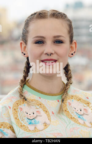 21 mai 2019 - Cannes, France - CANNES, FRANCE - 21 MAI : Victoria Bluck assiste à une séance de photos pour les ''Jeunes Ahmed (Le Yeune Ahmed)'' au cours de la 72e assemblée annuelle du Festival du Film de Cannes le 21 mai 2019 à Cannes, France. (Crédit Image : © Frederick InjimbertZUMA Wire) Banque D'Images