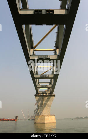 Le Pont de Padma est polyvalent route-rail pont sur la rivière Padma en construction au Bangladesh. Banque D'Images