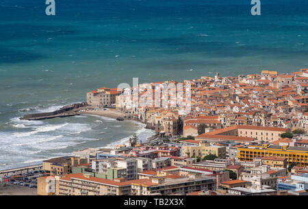 Portrait de la vieille ville de Cefalù, Sicile. Banque D'Images