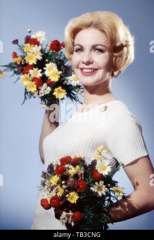 Erika remberg, Österreichische Schauspielerin, Deutschland 1960 frühe er Jahre. L'actrice autrichienne Erika remberg, en Allemagne au début des années 60. Banque D'Images