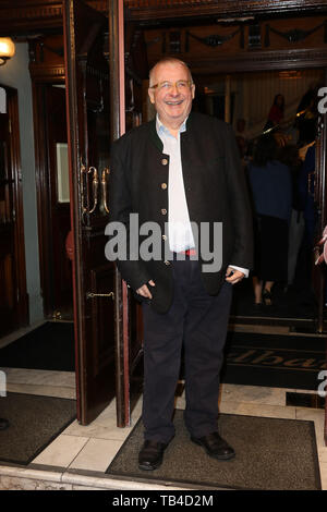 Christopher Biggins, Le Messager des étoiles - appuyez sur nuit, Wyndham Theatre, Londres, Royaume-Uni, 29 mai 2019, photo de Richard Goldschmidt Banque D'Images