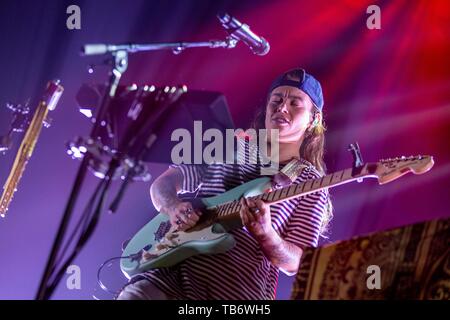 29 mai 2019 - Madison, Wisconsin, États-Unis - TASH SULTANA durant la tournée mondiale de l'état d'écoulement à l'Sylvee à Madison, Wisconsin (crédit Image : © Daniel DeSlover/Zuma sur le fil) Banque D'Images