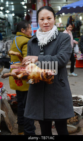 La viande de chien est populaire dans le sud-ouest de la Chine. Banque D'Images