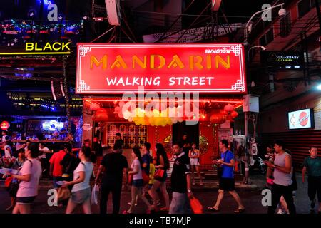 Walking Street, Bars, zone piétonne, publicité lumineuse, Mandarin, discothèques, boîtes de nuit, Pattaya, Chonburi, Thaïlande Banque D'Images