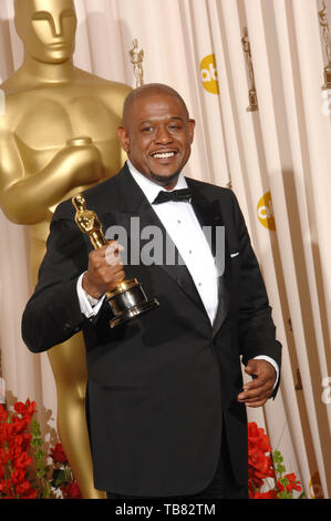 LOS ANGELES, CA. 25 février 2007 : Forest Whitaker : gagnant du meilleur acteur pour "Le Dernier Roi d'Ecosse' - à la 79e assemblée annuelle de l'Academy Awards au Kodak Theatre, à Hollywood. Banque D'Images